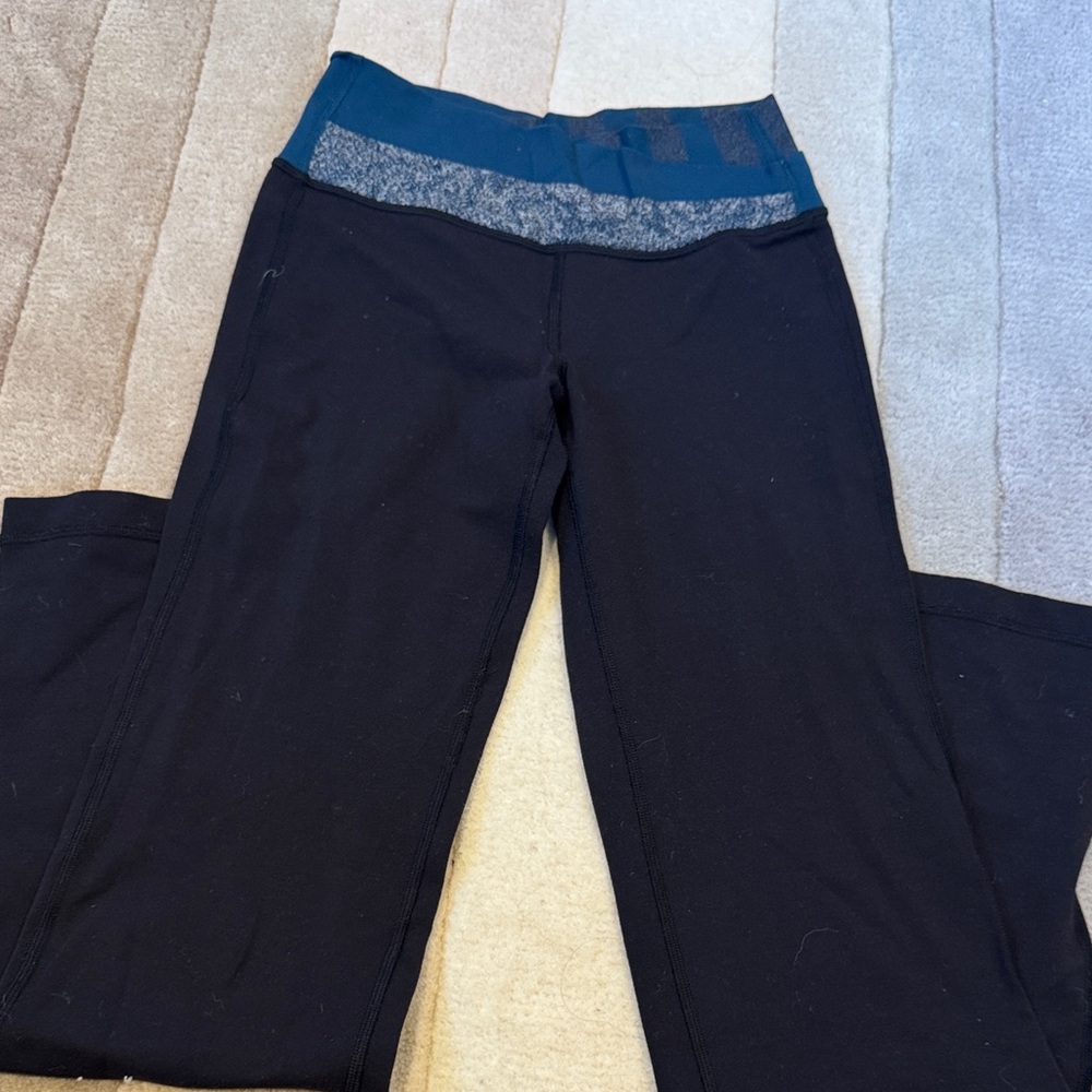LULU LEMON BLACK LEGGINGS SIZE 2